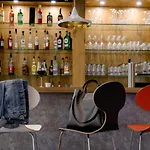 Ibis Zentrum Hotel 3*