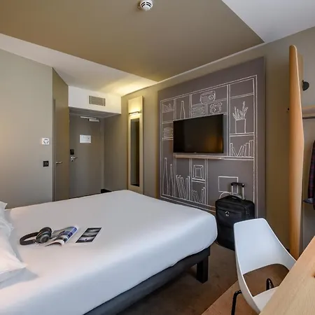Ibis Zentrum Hotell