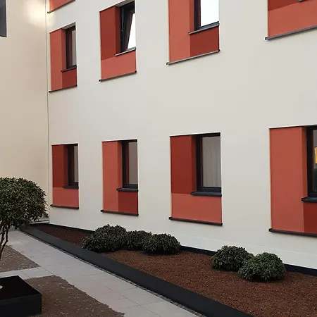 Ibis Zentrum Hotel 3*