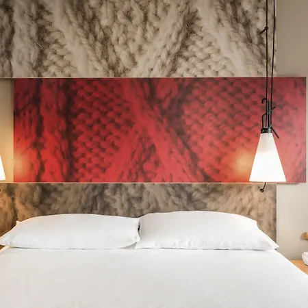 Ibis Zentrum Szálloda 3*