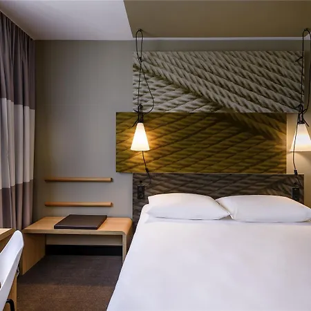 Ibis Zentrum Hotell