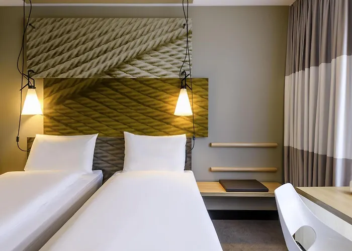 Отель Ibis Zentrum 3*